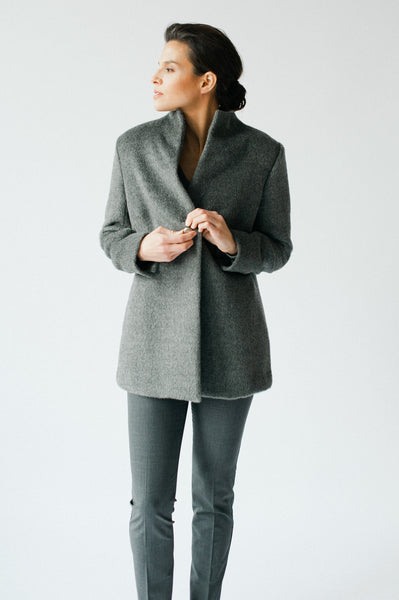 Classic and comfortable wool and mohair coat by Cocoon