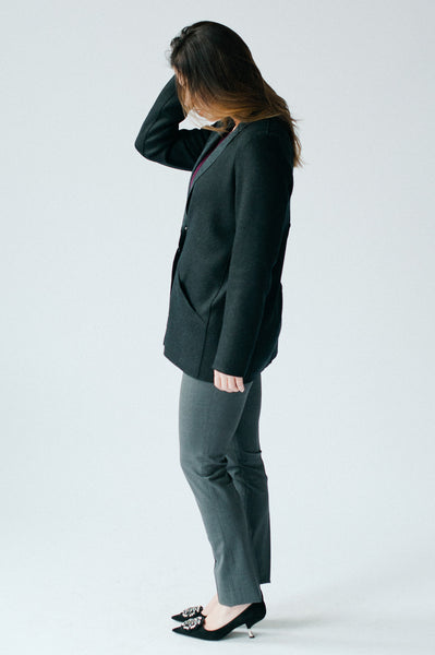 Comfortable wool jersey blazer by Cocoon in black